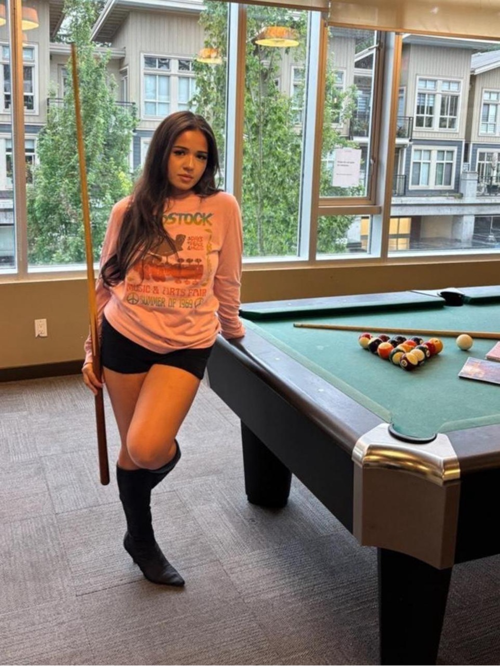 Woodstock Long Sleeve Tee Woman’s M